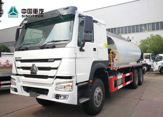सिनोट्रुक होवो 290hp 4x2 बिटुमेन स्प्रिंकलर 10 सीबीएम तरल डामर टैंक ट्रक