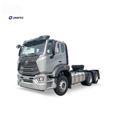 सिनोट्रुक होहन ट्रैक्टर हेड ट्रक 371hp 420hp 10 व्हीलर 4X2 6X4