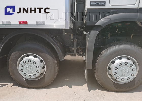 सिनोट्रुक हाउ फ्रेश फूड रेफ्रिजेरेटेड वैन ट्रक लाइट ड्यूटी 8x4