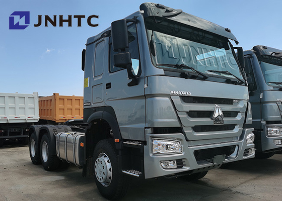 6x4 सिनोट्रुक होवो प्राइम मूवर 25 टन ट्रेलर हेड ट्रक 371HP