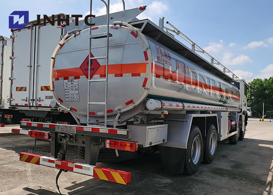 Sinotruk HOWO 8X4 तेल ईंधन टैंक ट्रक क्षमता 25000 लीटर