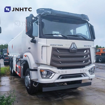 बिक्री के लिए SINOTRUK HOHAN 6X4 ईंधन वितरण डीजल टैंकर ट्रक