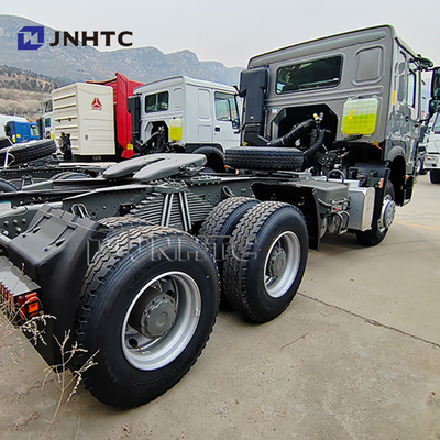 SINOTRUK HOWO ट्रैक्टर ट्रक कार वाणिज्यिक वाहन 6X4 400HP फैक्टरी अधिकारी