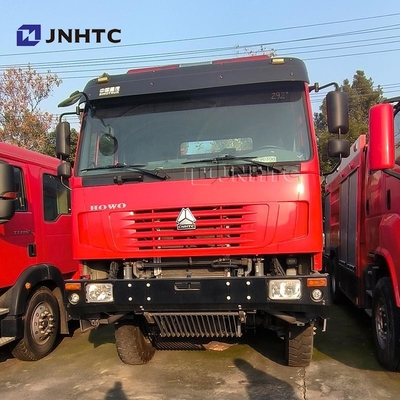 HOWO 4*4 अग्निशमन ट्रक HOWO 5000L वाटर फोम टैंकर अग्निशमन ट्रक मिनी अग्निशमन ट्रक