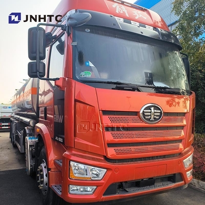 नई FAW J6L 350HP 8X4 28000L 35000L 30000lL ईंधन टैंक ट्रक उच्च गुणवत्ता