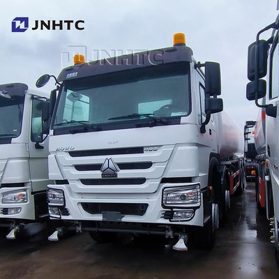 नया उत्पाद Sinotruk Howo पानी टैंक ट्रक 8X4 400HP 10 टायर टैंक पानी गर्म बिक्री