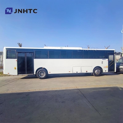 चीनी कोच इंटरसिटी बस LCK6125DG सर्वश्रेष्ठ ब्रांड लक्जरी फैशन 60 +1 सीटें उच्च गुणवत्ता