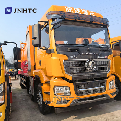 SHACMAN M3000 8X4 18-25m3 12 व्हीलर वैक्यूम सीवेज सक्शन ट्रक सस्ती कीमत गर्म बिक्री
