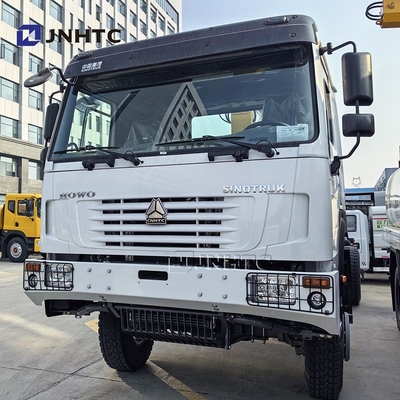 सर्वश्रेष्ठ HOWO डीजल कार्गो ट्रक 4x4 6 व्हील चेसिस क्रेन के साथ उच्च गुणवत्ता