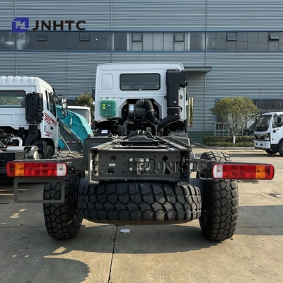 SINOTRUK HOWO 4X4 कार्गो वाहन ट्रांसमिशन वजन ट्रक चेसिस अच्छी कीमत