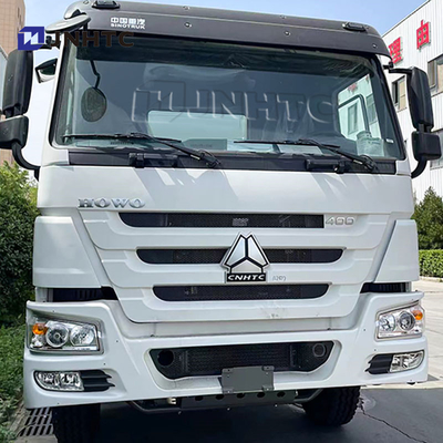 नई होवो तेल टैंक ट्रक 6x4 400hp क्षमता 12 पहियों ईंधन टैंक ट्रक बिक्री के लिए