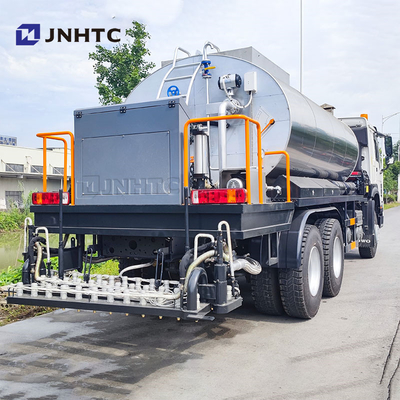 HOWO स्मार्ट बिटुमेन स्प्रेडर असफल्ट छिड़काव उपकरण ट्रक 6X4 336HP बिक्री के लिए
