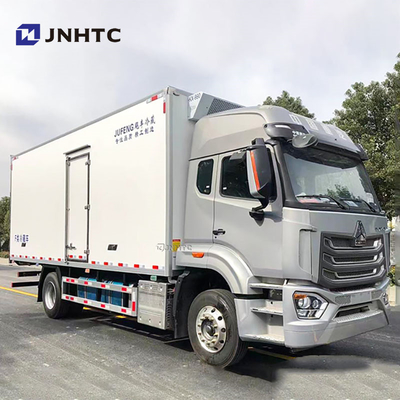 नई HOWO NX 6X4 मांस कार्गो परिवहन रेफ्रिजरेटर बॉक्स ट्रक मूल्य