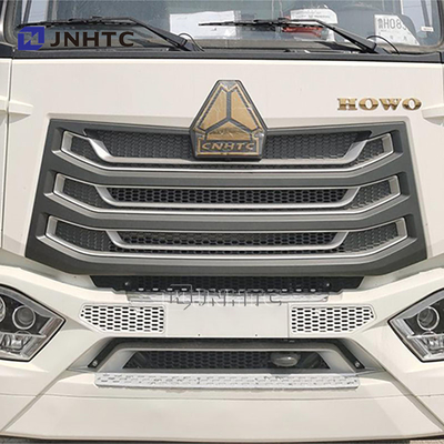नई HOWO NX 6X4 मांस कार्गो परिवहन रेफ्रिजरेटर बॉक्स ट्रक मूल्य