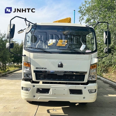 HOWO कार्गो कार्गो ट्रक घुड़सवार क्रेन ट्रक 290HP 5 टन रेलबोर्ड फ्लैट प्लेट कार्गो ट्रक