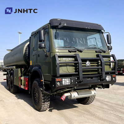 हॉट सिनोट्रुक होवो तेल टैंक ट्रक 6x6 ऑल ड्राइव एलएचडी डीजल ईंधन तेल टैंक ट्रक बिक्री के लिए