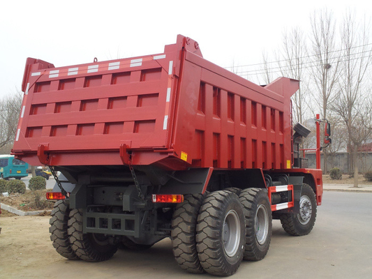 फ्रंट टफ्टिंग सिस्टम के साथ 70 टन खनन किंग 6x4 टिपर ट्रक 10 व्हीलर