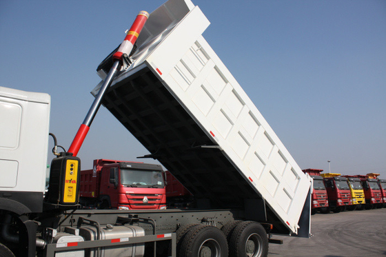 मेरा Sinotruk HOWO हैवी ड्यूटी डंप ट्रक सफेद रंग 30 - 40 टन 10-25CBM 10 पहियों
