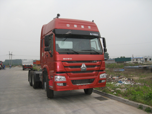 व्हाइट HW79 केबिन 371hp प्राइम मूवर ट्रेलर्स 6x4 सिनोट्रुक हॉवो 7 व्हील्स