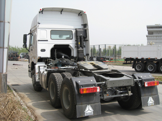 व्हाइट HW79 केबिन 371hp प्राइम मूवर ट्रेलर्स 6x4 सिनोट्रुक हॉवो 7 व्हील्स