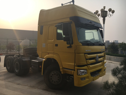 हार्ड एंड फर्म 6 × 4 प्राइम मूवर ट्रक / वैकल्पिक रंग Howo ट्रैक्टर ट्रक