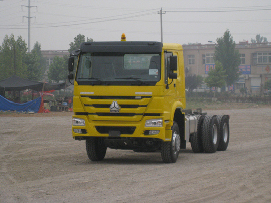 हार्ड एंड फर्म 6 × 4 प्राइम मूवर ट्रक / वैकल्पिक रंग Howo ट्रैक्टर ट्रक