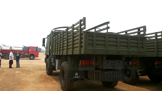 4 × 4 भारी कार्गो ट्रक / सैन्य कार्गो ट्रक सभी व्हील ड्राइव मॉडल ZZ2167M5227