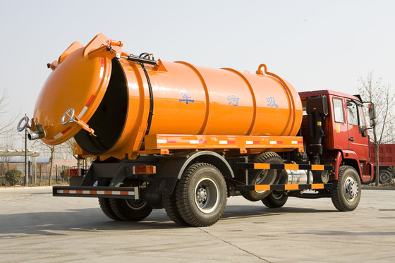 Sinotruk 4x2 160 एचपी वैक्यूम सीवेज सक्शन ट्रक 10 सीबीएम सफाई के लिए एक बिस्तर
