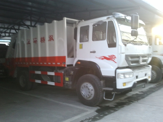 Sinotruk Swz 4x2 कचरा कॉम्पैक्टर ट्रक / रियर लोड कचरा ट्रक मॉडल QDZ5120ZYSZJ