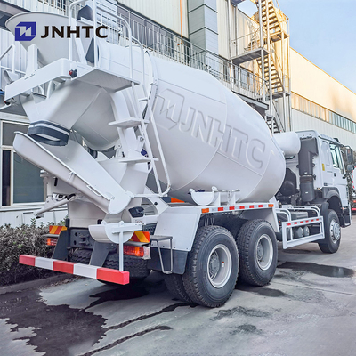 SINOTRUK HOWO कंक्रीट मिश्रण ट्रक 6X4 336HP 10m3 क्षमता सीमेंट मिश्रण ट्रक घुड़सवार कंक्रीट मिश्रण ट्रक बिक्री के लिए