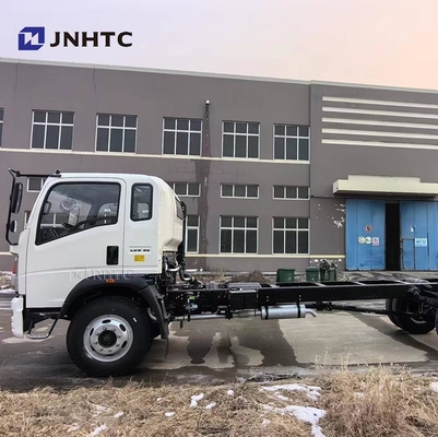 ब्रांड न्यू डंप कार्गो ट्रक चेसिस Sinotruk 4X2 लाइट ट्रक Howo ट्रक चेसिस बिक्री के लिए