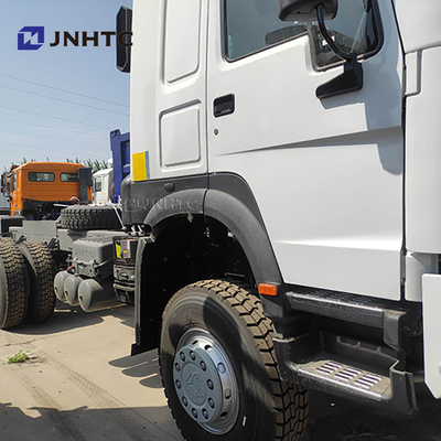 HOWO 6X6 डंप ट्रक चेसिस 20m3 380hp 10 पहियों के लिए 40-50t फ्रंट लिफ्टिंग