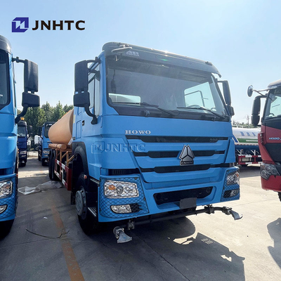 सिनोट्रुक HOWO वाटर स्प्रे बोसर टैंकर 6X4 336HP 20m3 स्प्रेंकलर टैंक ट्रक बिक्री के लिए