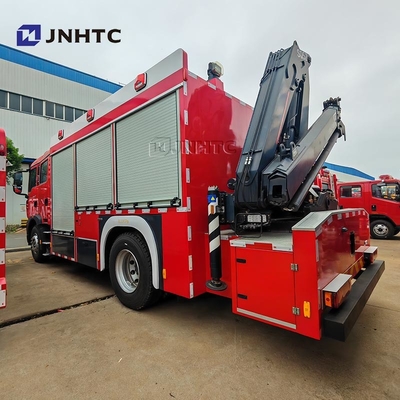 होवो टीएक्स अग्निशमन ट्रक 5000L वाटर फोम टैंकर 4X4 क्रेन ट्रक के साथ