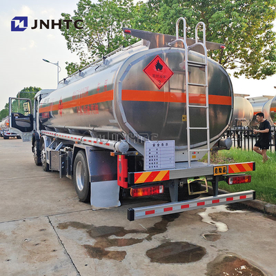 SINOTRUK HOWO ईंधन टैंक ट्रक तेल टैंक ट्रक टैंकर ट्रक 25cbm पूर्ण ट्रेलर के साथ