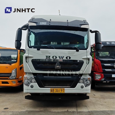 HOWO 8X4 350HP 12 व्हील डंप ट्रक चेसिस के साथ सिंक्रोनस ग्रेवल सीलिंग ट्रक