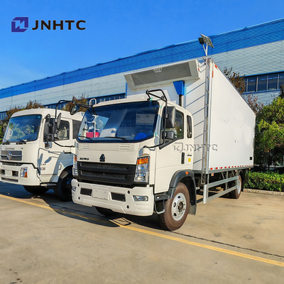 नई और प्रयुक्त 10 टन दाईं ओर स्टीयरिंग HOWO 5 डिग्री 140HP जमे हुए कार्गो रेफ्रिजरेटर ट्रक