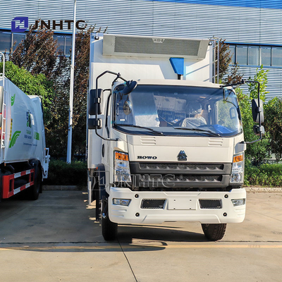 नई और प्रयुक्त 10 टन दाईं ओर स्टीयरिंग HOWO 5 डिग्री 140HP जमे हुए कार्गो रेफ्रिजरेटर ट्रक