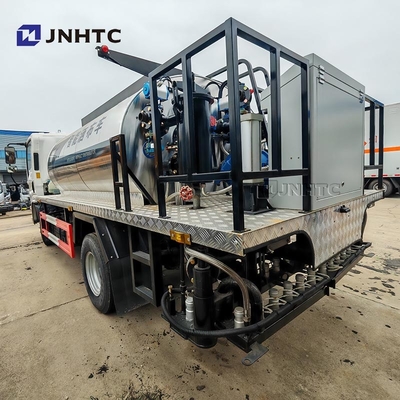 शैकमैन डामर छिड़काव उपकरण ट्रक 4X2 160HP बुद्धिमान बिटुमेन स्प्रेडर बिक्री के लिए