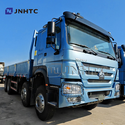 Sinotruk Howo कार्गो ट्रक 8x4 25 टन 380hp बाड़ कार्गो ट्रक सस्ता और अच्छा