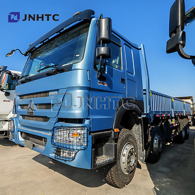 Sinotruk Howo कार्गो ट्रक 8x4 25 टन 380hp बाड़ कार्गो ट्रक सस्ता और अच्छा