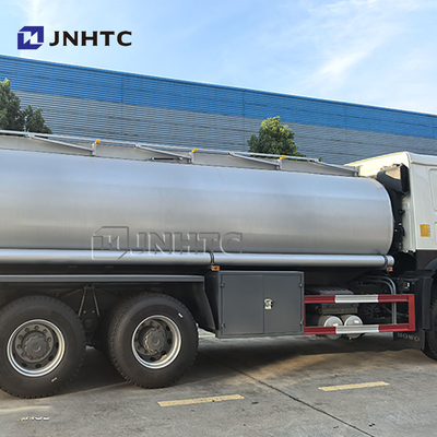 SINOTRUK HOWO 6X4 10 व्हीलर 15सीबीएम ईंधन टैंक ट्रक तेल टैंक ट्रक बिक्री