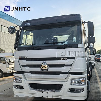 SINOTRUK HOWO 6X4 10 व्हीलर 15सीबीएम ईंधन टैंक ट्रक तेल टैंक ट्रक बिक्री
