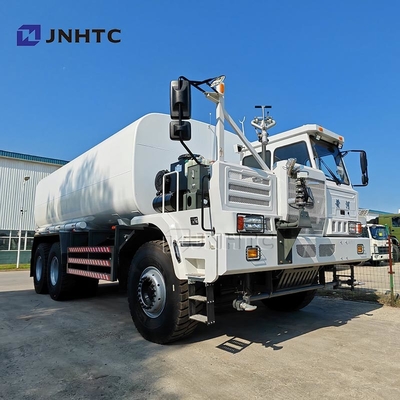 नया सिनोट्रुक हुआंगहे खनन छिड़काव ट्रक 380hp 6x4 ड्राइव व्हील पानी टैंक ट्रक