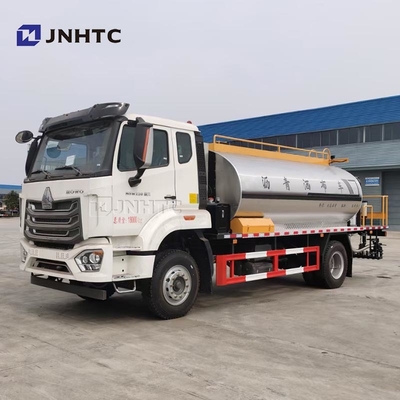 HOWO NX असफल्ट छिड़काव उपकरण ट्रक 4X2 2206HP बिक्री के लिए