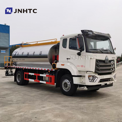 HOWO NX असफल्ट छिड़काव उपकरण ट्रक 4X2 2206HP बिक्री के लिए