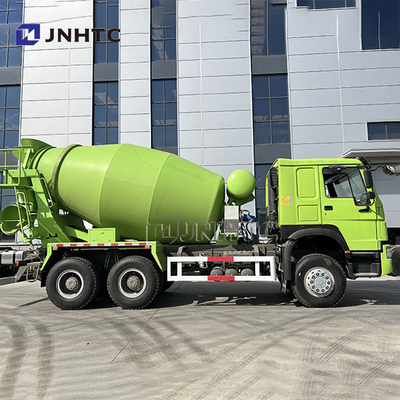 SINOTRUK HOWO 6X4 8CBM मीटर डीजल इंजन हाइड्रोलिक कंक्रीट मिक्सर ट्रक