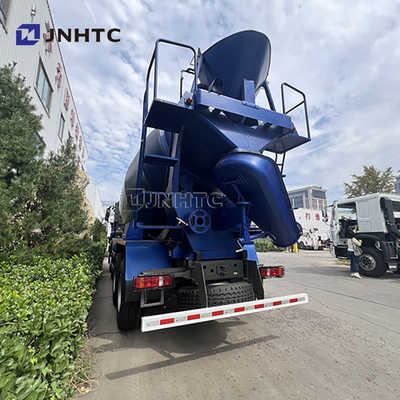 नई HOWO NX 8*4 स्वचालित कंक्रीट मिक्सर ट्रक रिवर्स डिस्चार्ज भारी शुल्क चेसिस के साथ