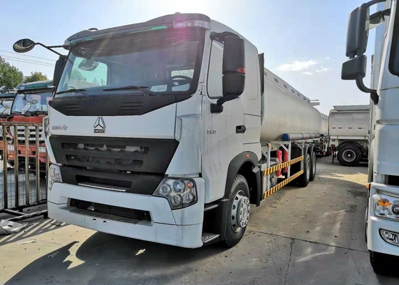 371hp 6x4 फ्यूल टैंक ट्रक SINOTRUK HOWO A7 10 व्हील्स 21cbm क्षमता