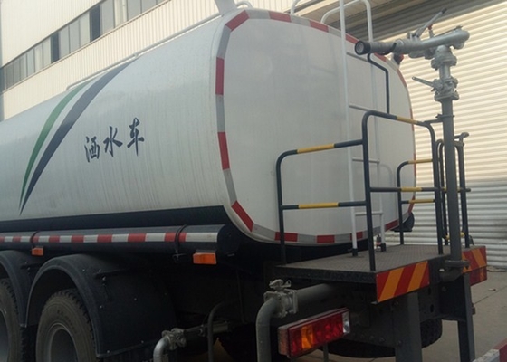 Q345 HOWO वाटर कंटेनर ट्रक 6 X 4 336HP यूरो II उच्च टक्कर प्रतिरोध